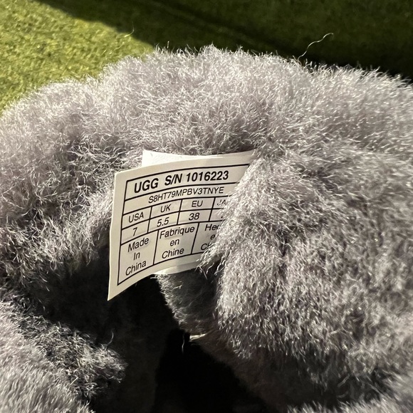 UGG Classic short II winter boots grey 7 - Picture 11 of 11